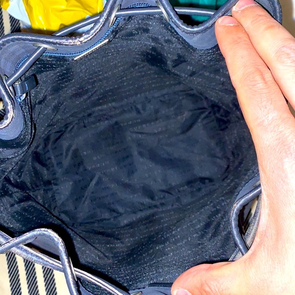 Authentic vintage Burberry bucket bag - Picture 10 of 13